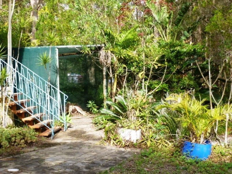 33 Alexander Street, Macleay Island QLD 4184