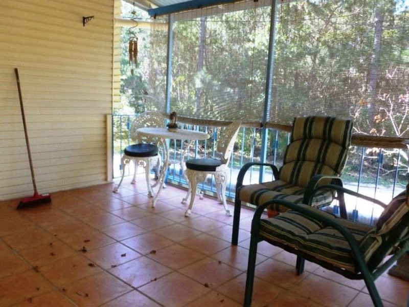 33 Alexander Street, Macleay Island QLD 4184