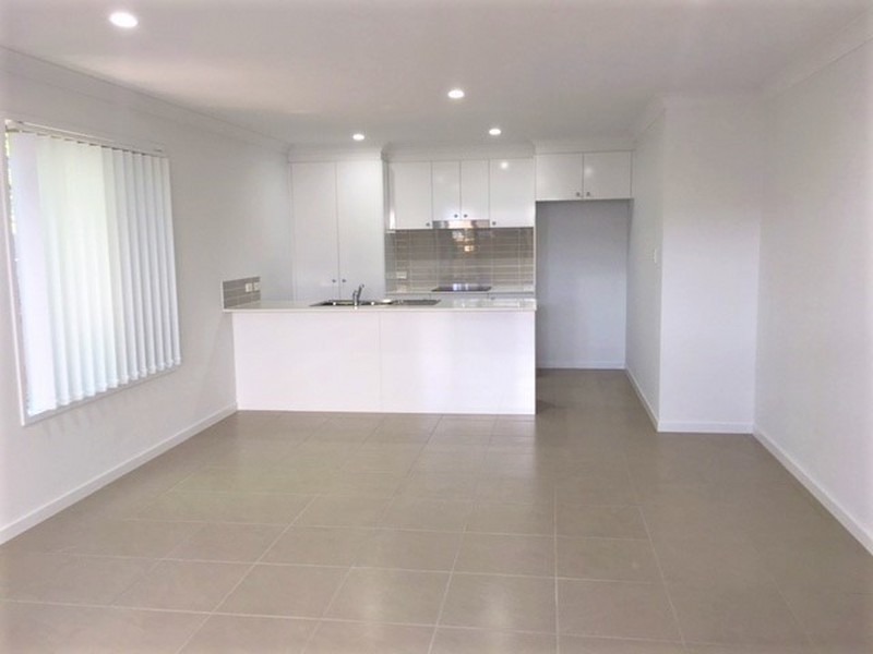 Unit 3/113-117 Broadwater Terrace, Redland Bay QLD 4165