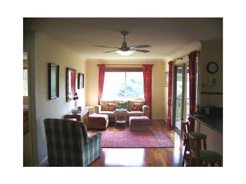 5 Arthur St, Macleay Island QLD 4184