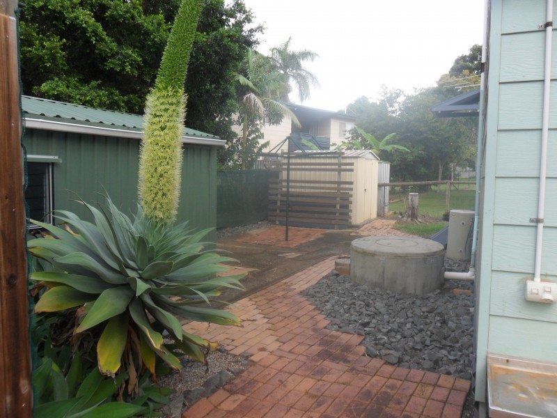 20 Noyes Parade, Karragarra Island QLD 4184