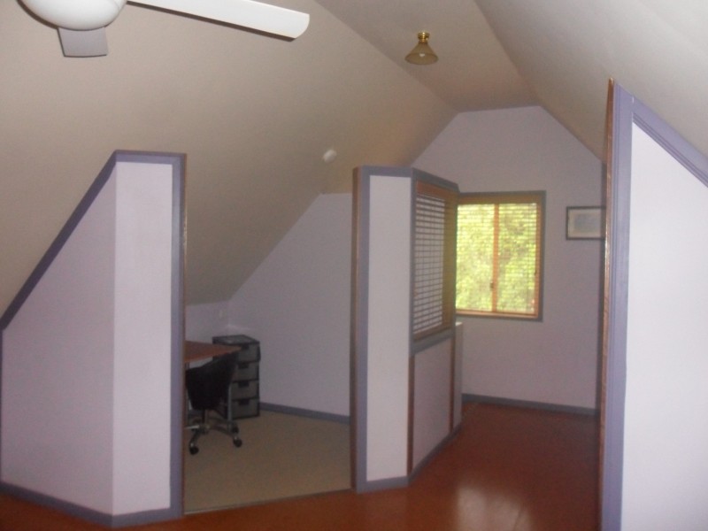 20 Noyes Parade, Karragarra Island QLD 4184