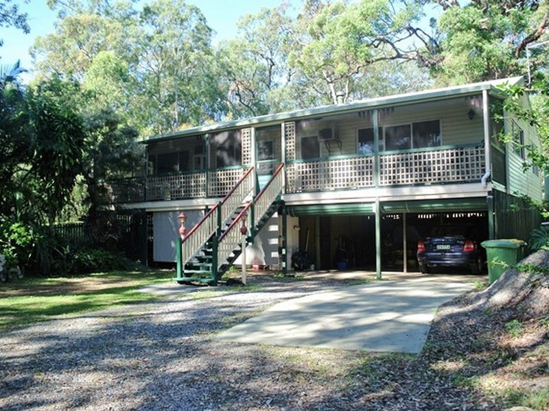 4 Wharf Street, Macleay Island QLD 4184