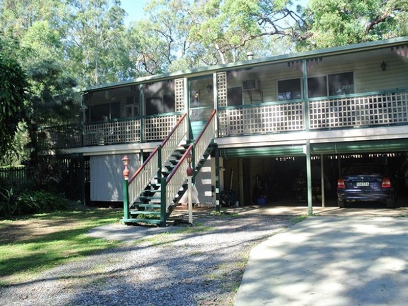 4 Wharf Street, Macleay Island QLD 4184