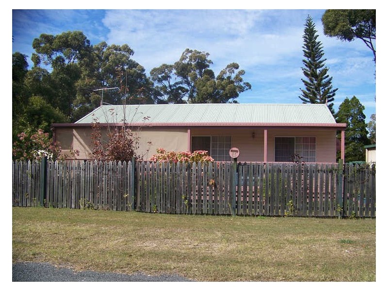 14 Udara St, Macleay Island QLD 4184