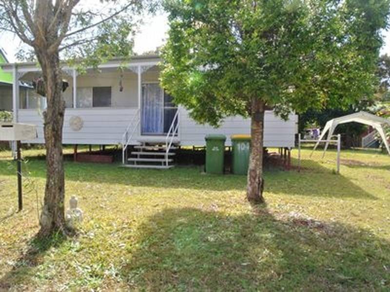 105 Treasure Island Avenue, Karragarra Island QLD 4184