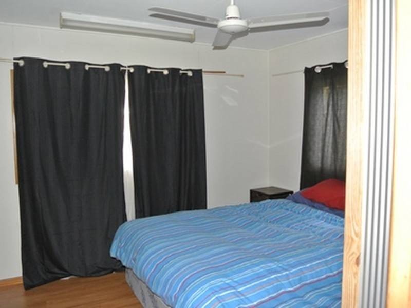 105 Treasure Island Avenue, Karragarra Island QLD 4184