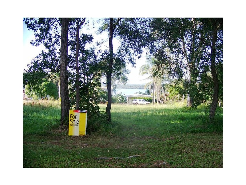 21 Lucas Dr, Lamb Island QLD 4184