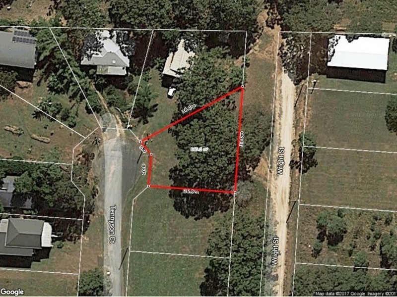 12 Tennyson Court, Russell Island QLD 4184