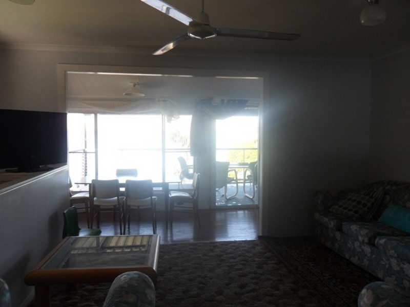 40 Coorong Street, Macleay Island QLD 4184