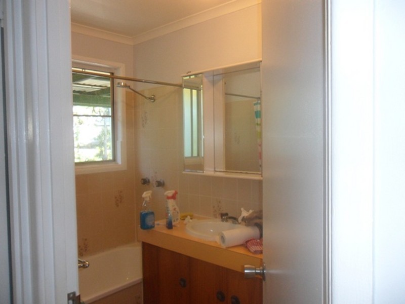 40 Coorong Street, Macleay Island QLD 4184