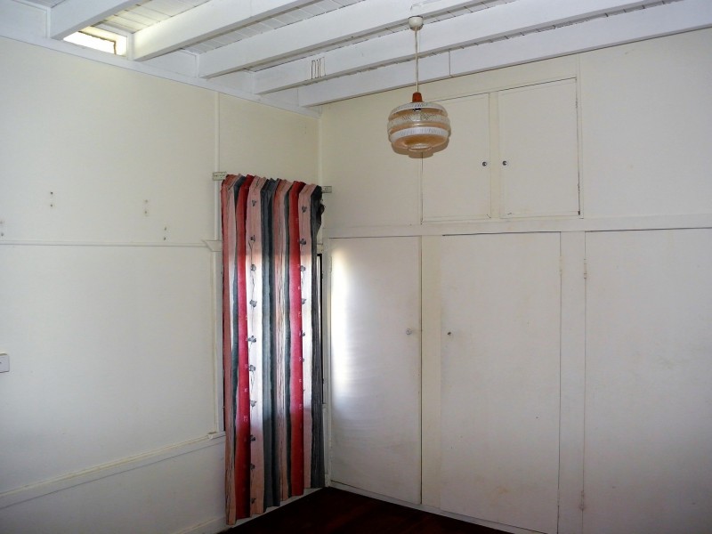 11 Camena Street, Macleay Island QLD 4184