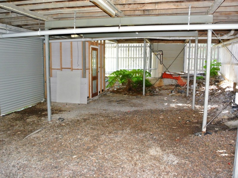 11 Camena Street, Macleay Island QLD 4184