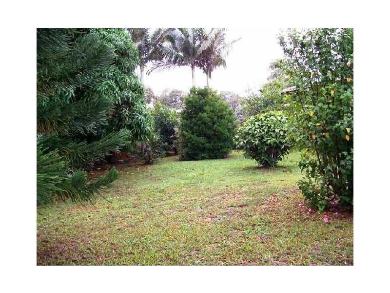 135 to 137 Lucas Drive, Lamb Island QLD 4184