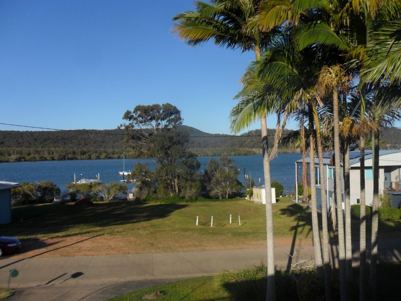 94 Wahine Drive, Russell Island QLD 4184