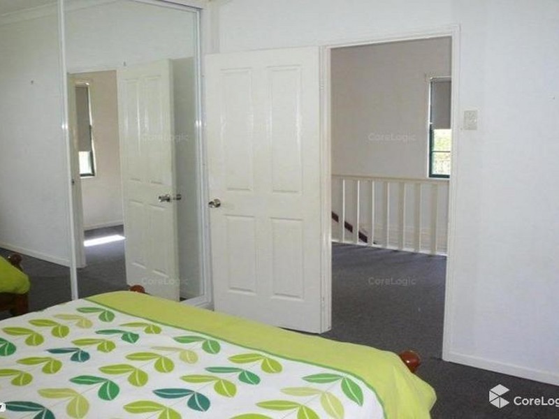 93-95 High Central Road, Macleay Island QLD 4184