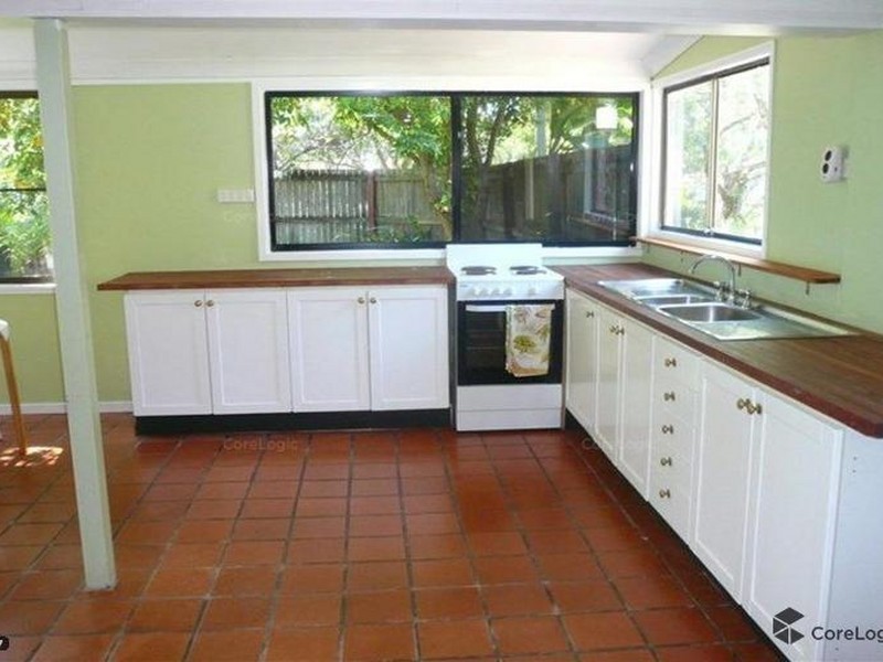 93-95 High Central Road, Macleay Island QLD 4184