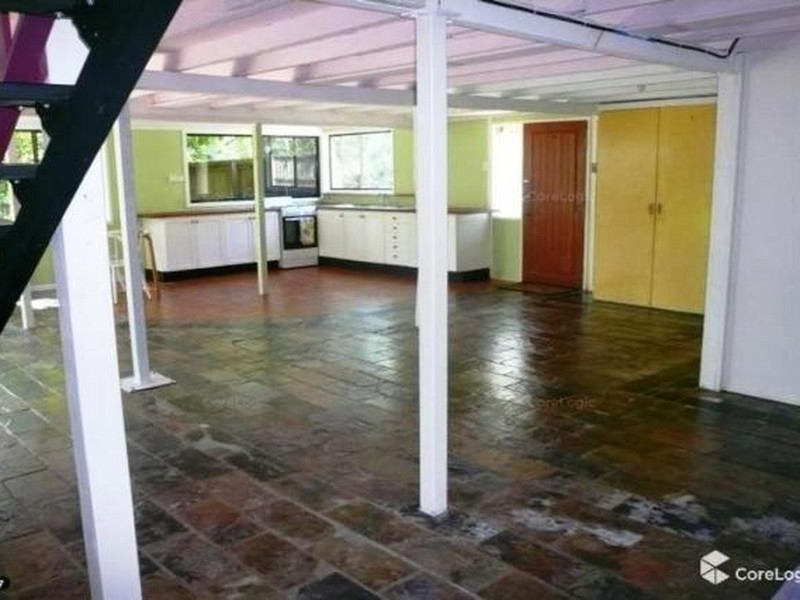 93-95 High Central Road, Macleay Island QLD 4184