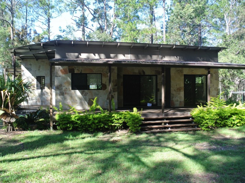 29 Nugent Street, Macleay Island QLD 4184