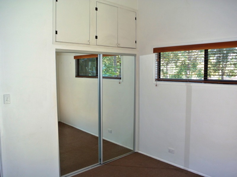 29 Nugent Street, Macleay Island QLD 4184