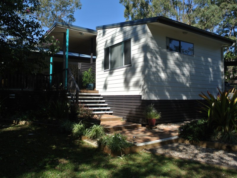 26 Ilya Street, Macleay Island QLD 4184