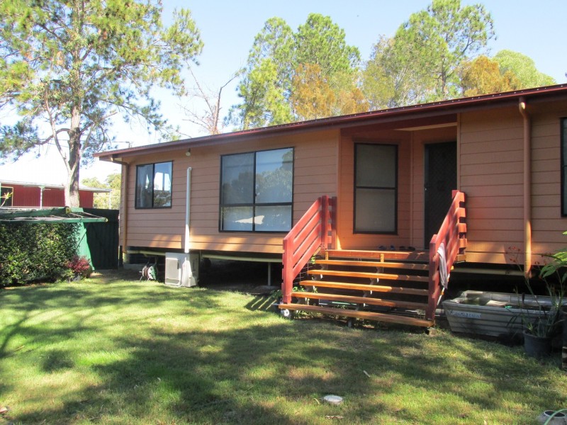 21 Sentosa Terrace, Macleay Island QLD 4184