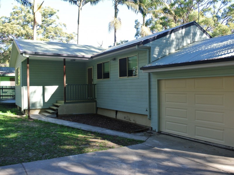 18 Derwent Street, Macleay Island QLD 4184