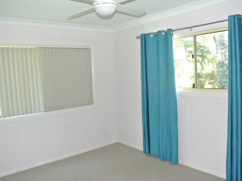 18 Derwent Street, Macleay Island QLD 4184