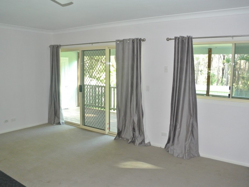 18 Derwent Street, Macleay Island QLD 4184