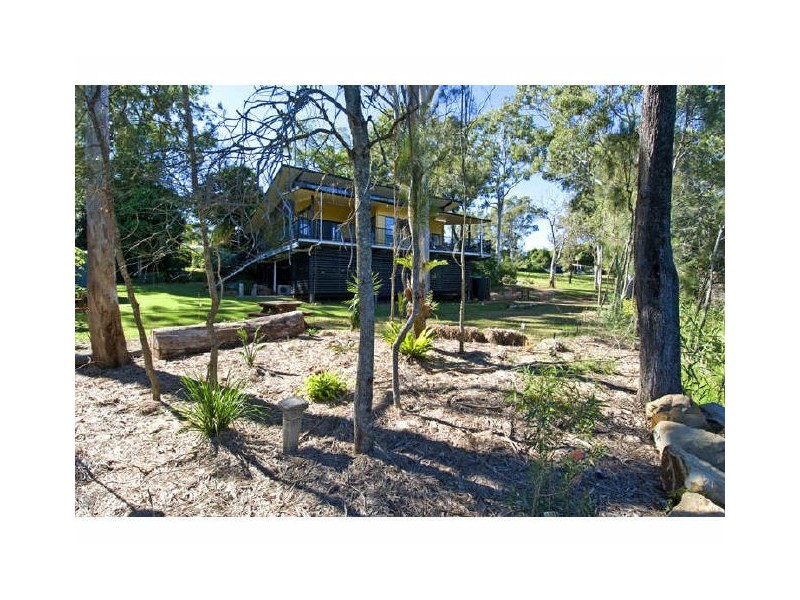 25 Michael av, Lamb Island QLD 4184