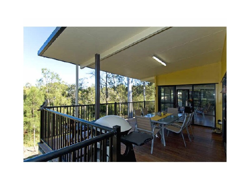 25 Michael av, Lamb Island QLD 4184