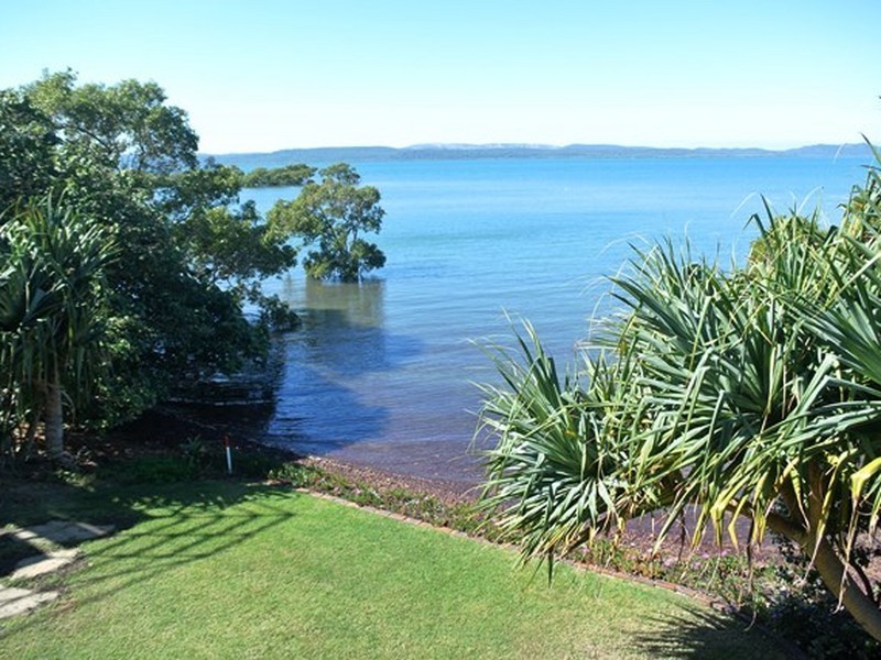 16 Coorong Street, Macleay Island QLD 4184