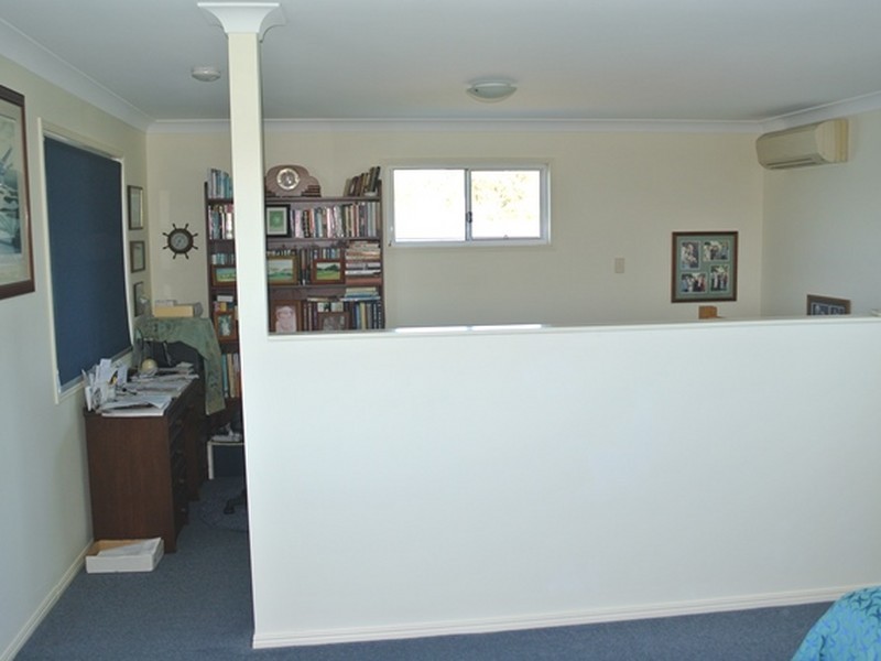 16 Coorong Street, Macleay Island QLD 4184