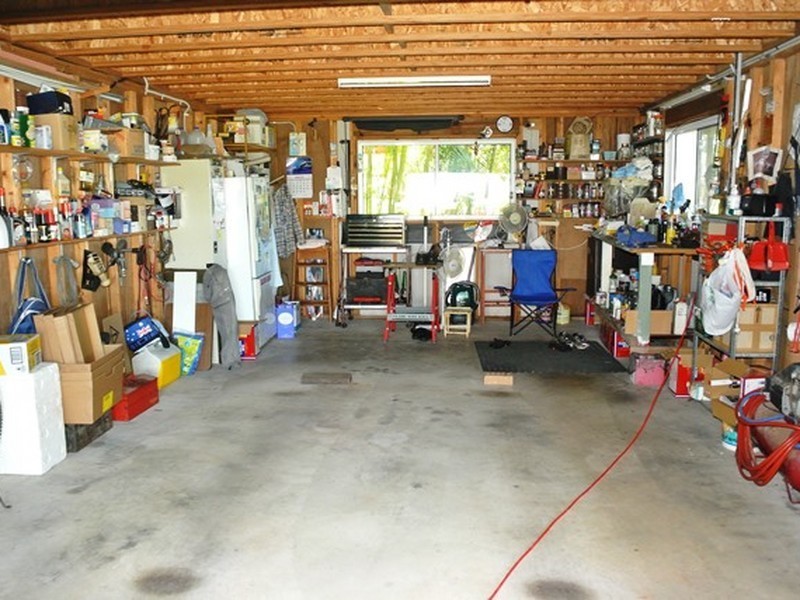 16 Coorong Street, Macleay Island QLD 4184