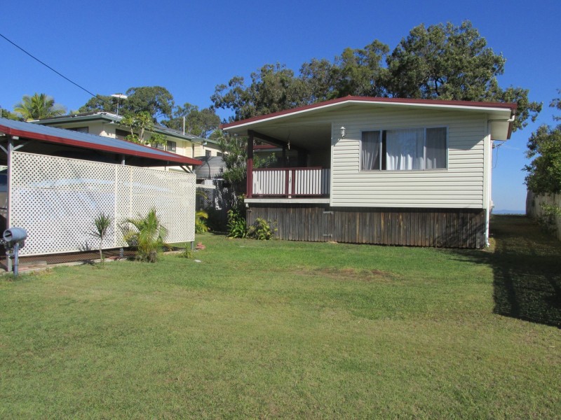 100 Western Road, Macleay Island QLD 4184
