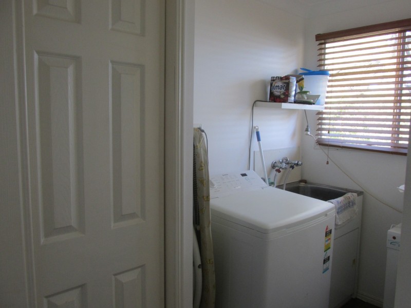 100 Western Road, Macleay Island QLD 4184