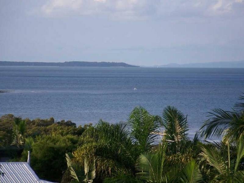 4 Wobur Street, Lamb Island QLD 4184