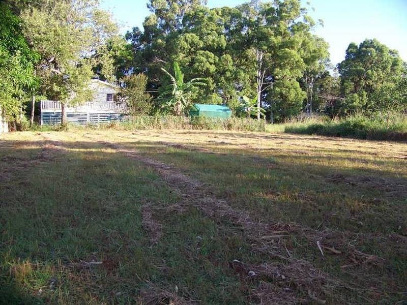4 Wobur Street, Lamb Island QLD 4184