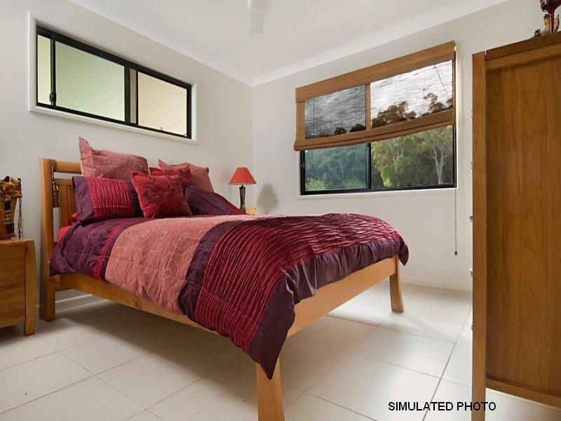 5 Cressy St, Macleay Island QLD 4184