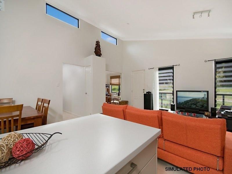 5 Cressy St, Macleay Island QLD 4184