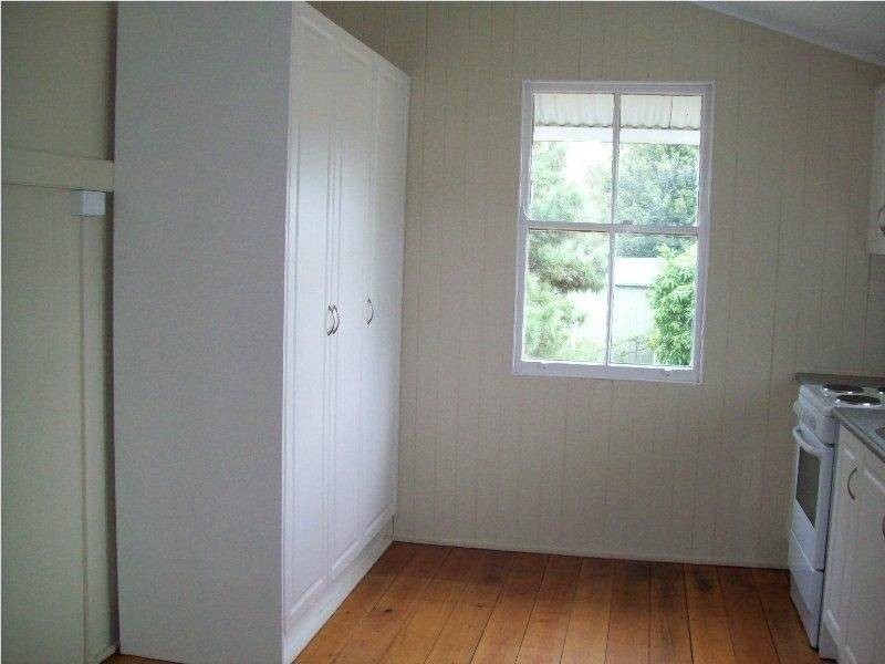 18 Wake Street, Macleay Island QLD 4184