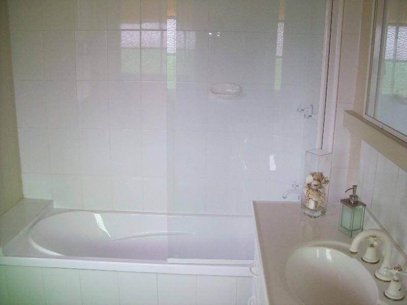 18 Wake Street, Macleay Island QLD 4184