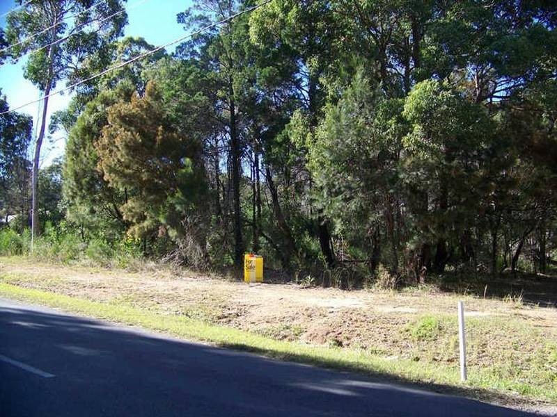 278-286 High Central Road, Macleay Island QLD 4184