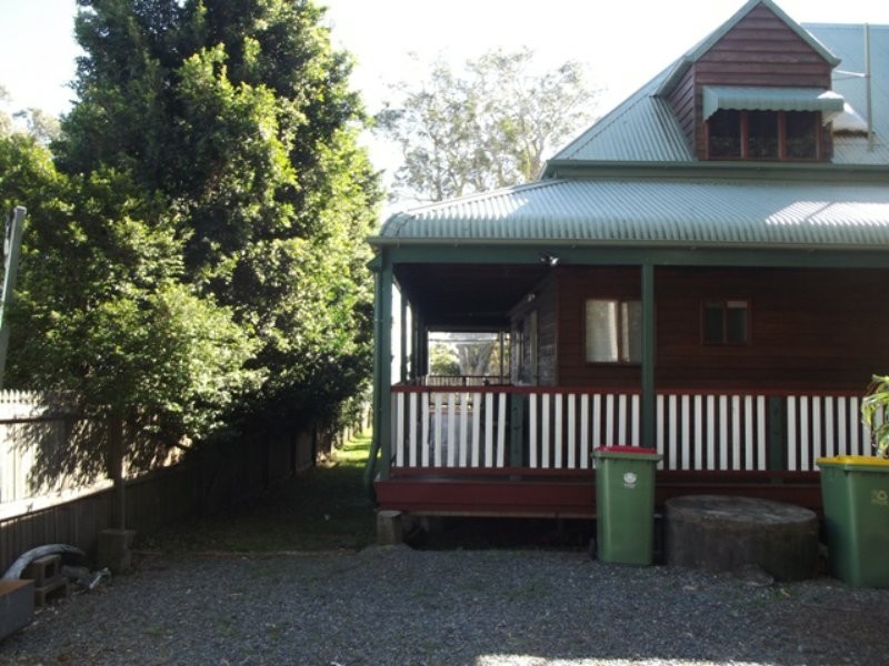 21 Coondooroopa Drive, Macleay Island QLD 4184