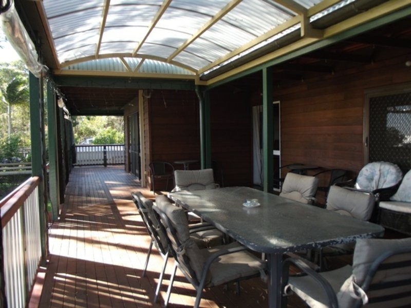 21 Coondooroopa Drive, Macleay Island QLD 4184