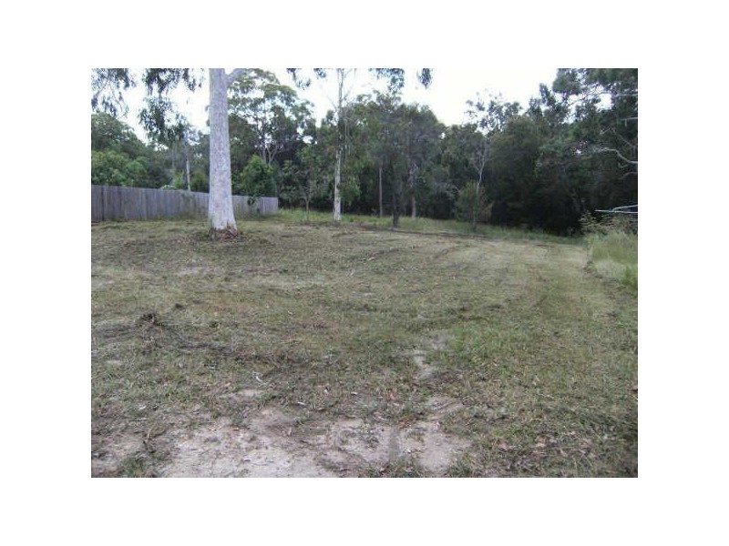 3 Oomool Street, Macleay Island QLD 4184