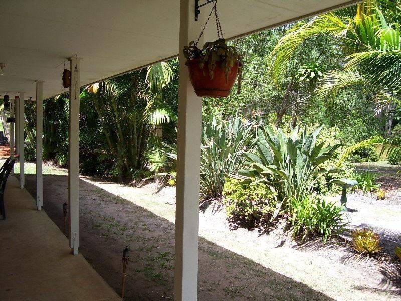 50-52 Alexander Street, Macleay Island QLD 4184