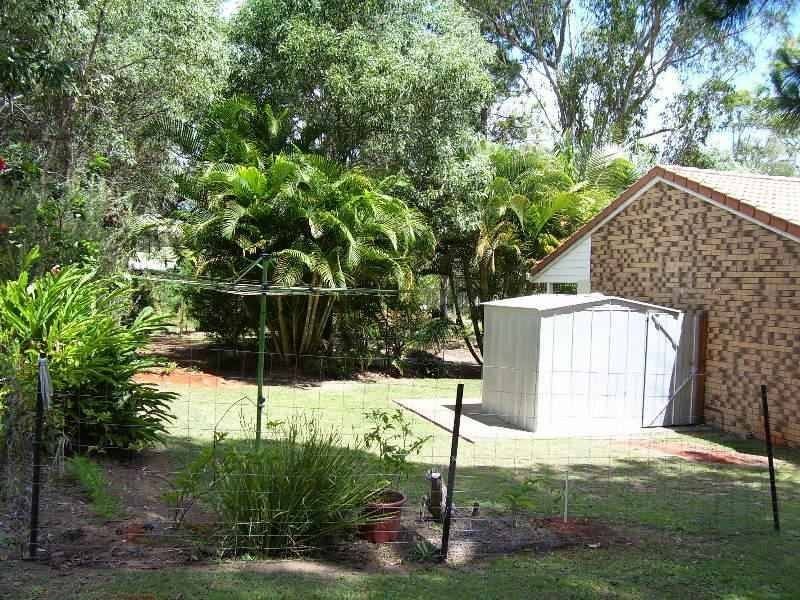 50-52 Alexander Street, Macleay Island QLD 4184