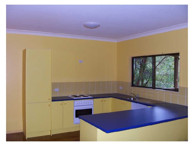 40 Piccaninny St, Macleay Island QLD 4184