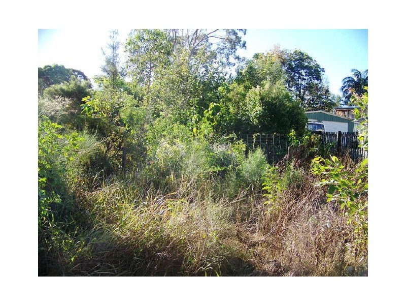 15 Michael av, Lamb Island QLD 4184